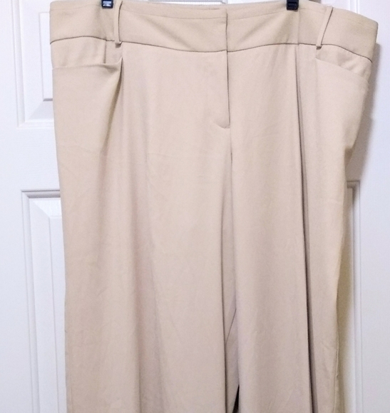 ✨ HOST PICK ✨ Versatile, High Quality Pant - Picture 16 of 16